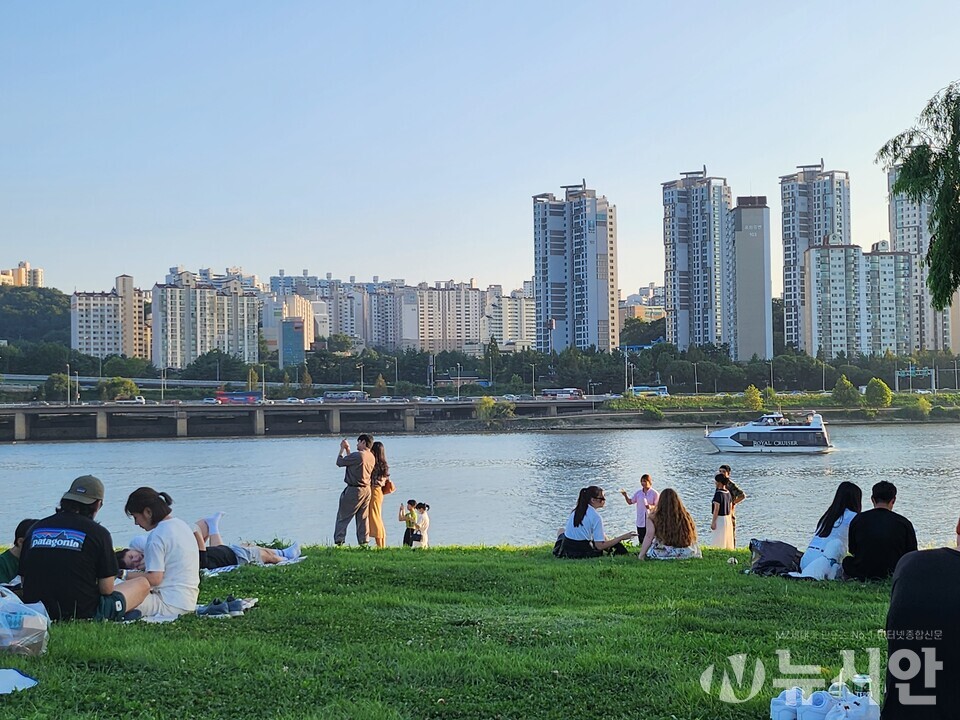 능력주의의 역설일까...‘에이스’는 떠날 준비를 한다 대표 이미지